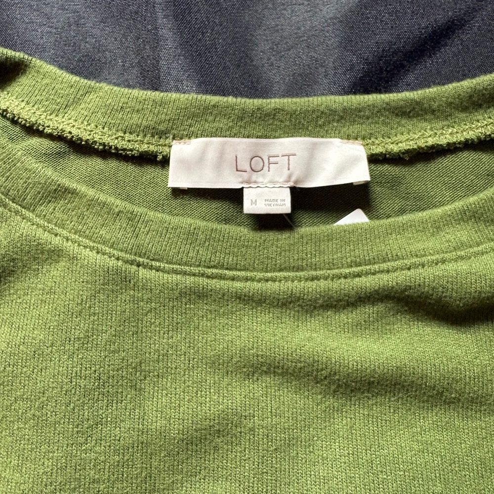 LOFT Olive Green Pullover Sweater